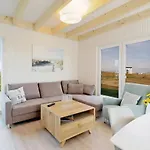 Gorgeous Home In Ostseeresort Olpenitz With Sauna * 올페니츠