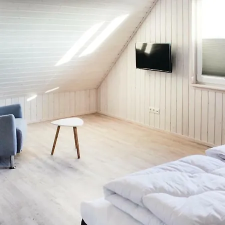 بيت للعطل Gorgeous In Ostseeresort With Sauna أوبلينتيز